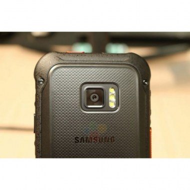 24-01-telephone-portable-samsung-galaxy-xcover-5.jpg